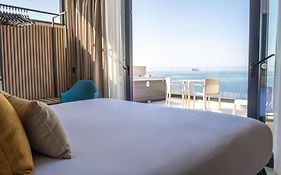 Deep Blu Boutique Hotel